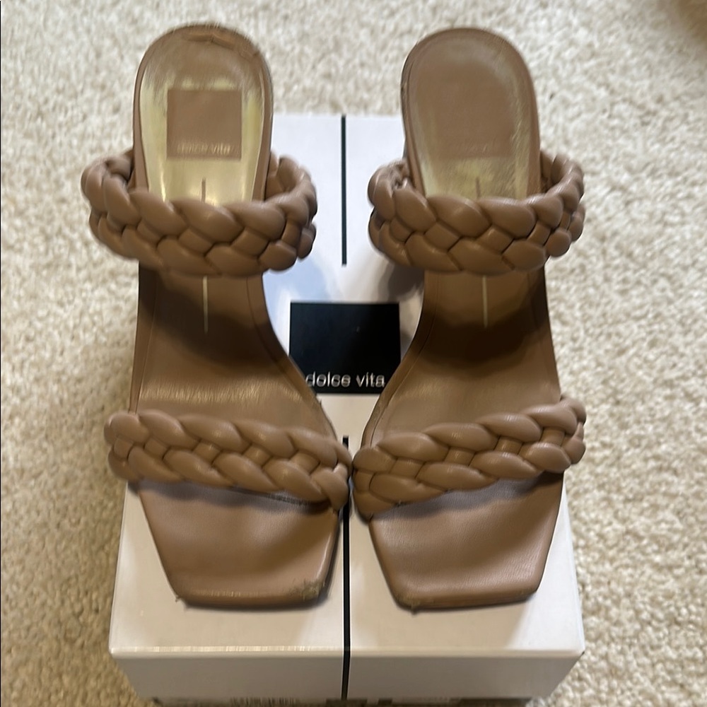 Dolce Vita Women's Tan Braided Sandals